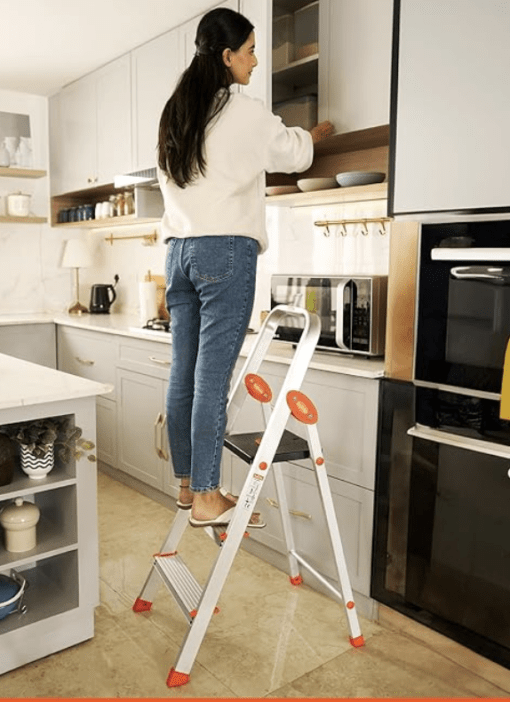 3 Step Foldable Aluminium Ladder with Scratch Resistant - Image 3
